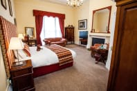 Clarence Court Hotel Suite