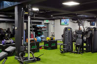 Village Hotel Bristol gym