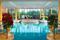 Manchester Airport Marriott Hotel - Pool area