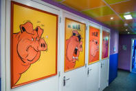 The flying Pig - Door