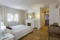 Villa Savines - Room 4