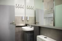 Urbany Go - Bathroom