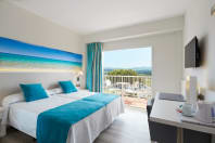 Invisa Hotel Es Pla