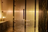 Hotel Mponopol - Steam Room
