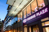 Crowne Plaza - London Docklands - Front outside