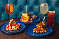 BOTTOMLESS BRUNCH
