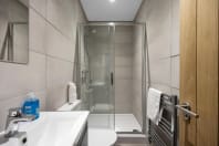 Queen Mile Apartments