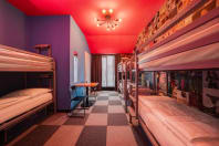 St Christophers Inn Amsterdam Winston