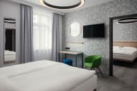 EA Hotel Moment - Quad