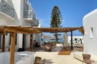 Poseidon Hotel Suites