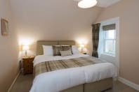 Broomrigg Farmhouse - Double 3