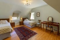 Winton Cottage - Twin