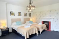 Holly House - The Bedrooms 3