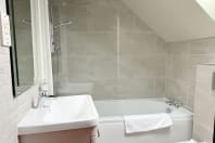 Bluebell Cottage-Bathroom