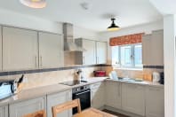 Daisy Cottage - Kitchen