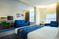 Park Inn by Radisson Palace Southend - bedroom