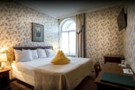 Barons Botique Hotel - Bedroom