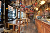 Mr Fogg tavern - interior