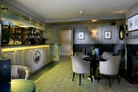 Macdonald Compleat Angler - Bar