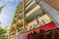 Entrance to Jorge V Hotel, Hotel Jorge V - Lisbon