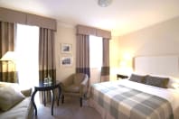 mecure brandon hall hotel & spa - bedroom