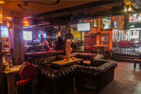 Coco's outback bar - Bar interior.jpg