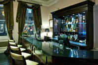 de vere grand connaught rooms - bar