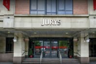 jurys inn manchester - exterior