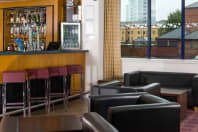 Holiday Inn Express - Bristol City - Bar