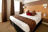 Mercure Bolton - bedroom