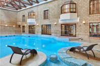 Marriott Tudor Park - swimming pool