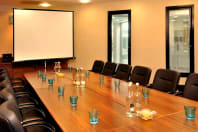 Q hotels - boardroom