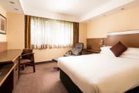 Mercure Swansea - bedroom 2.jpg