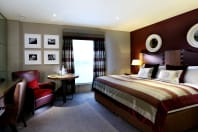 Macdonald Windsor Hotel - Bedroom