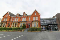 Hallmark Hotel - Manchester South - exterior