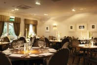 Macdonald Frimley HallHotel - restaurant