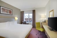 Jurys Inn Manchester Executive Bedroom with view.jpg