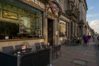 Hard Rock Cafe Edinburgh_Patio.jpg