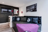 Duke Plush Rooms
