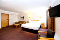 Royal Angus Hotel - Bedroom