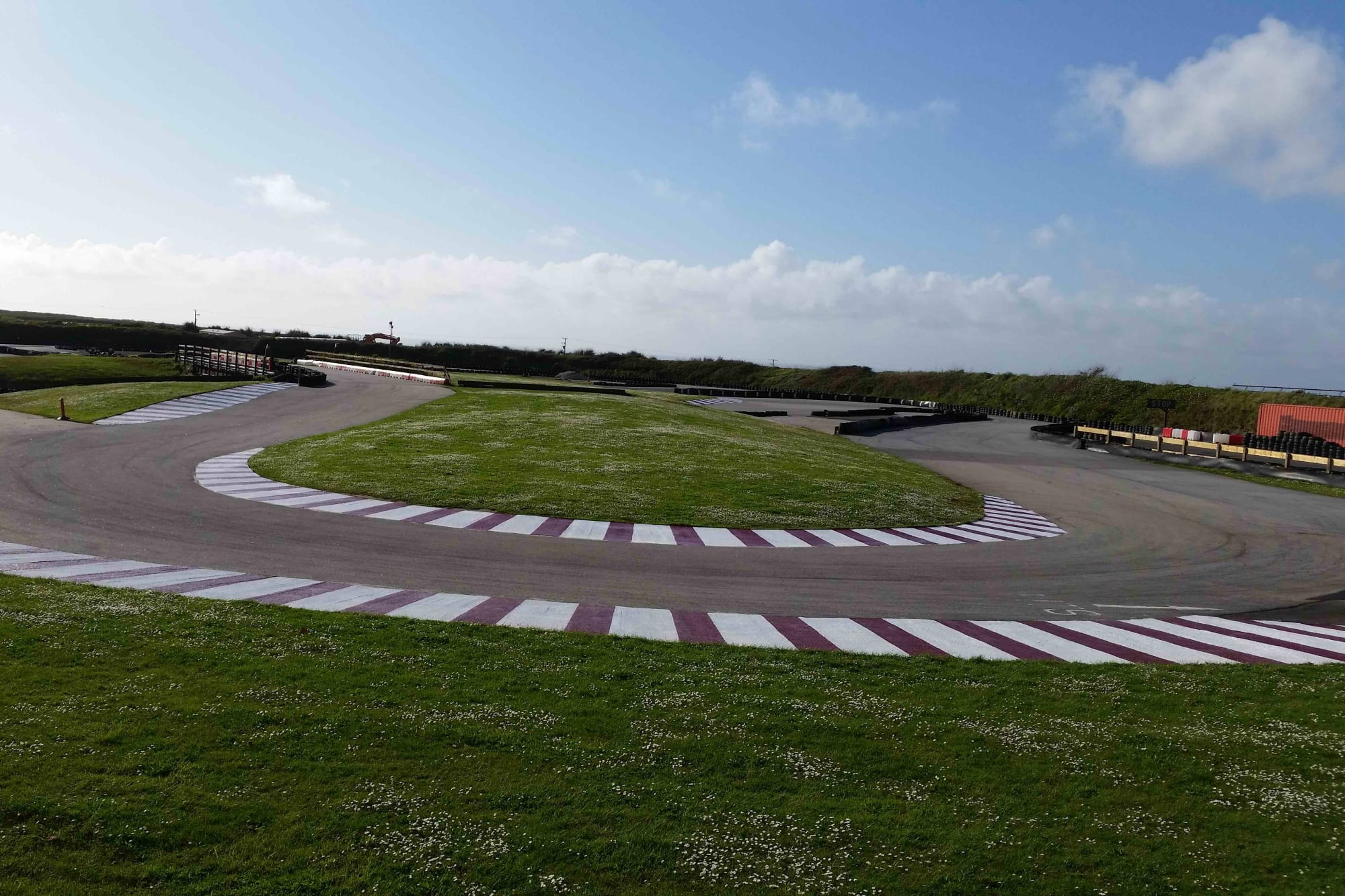 St Eval Kart Circuit - Outdoor go kart circuit - 1.jpg
