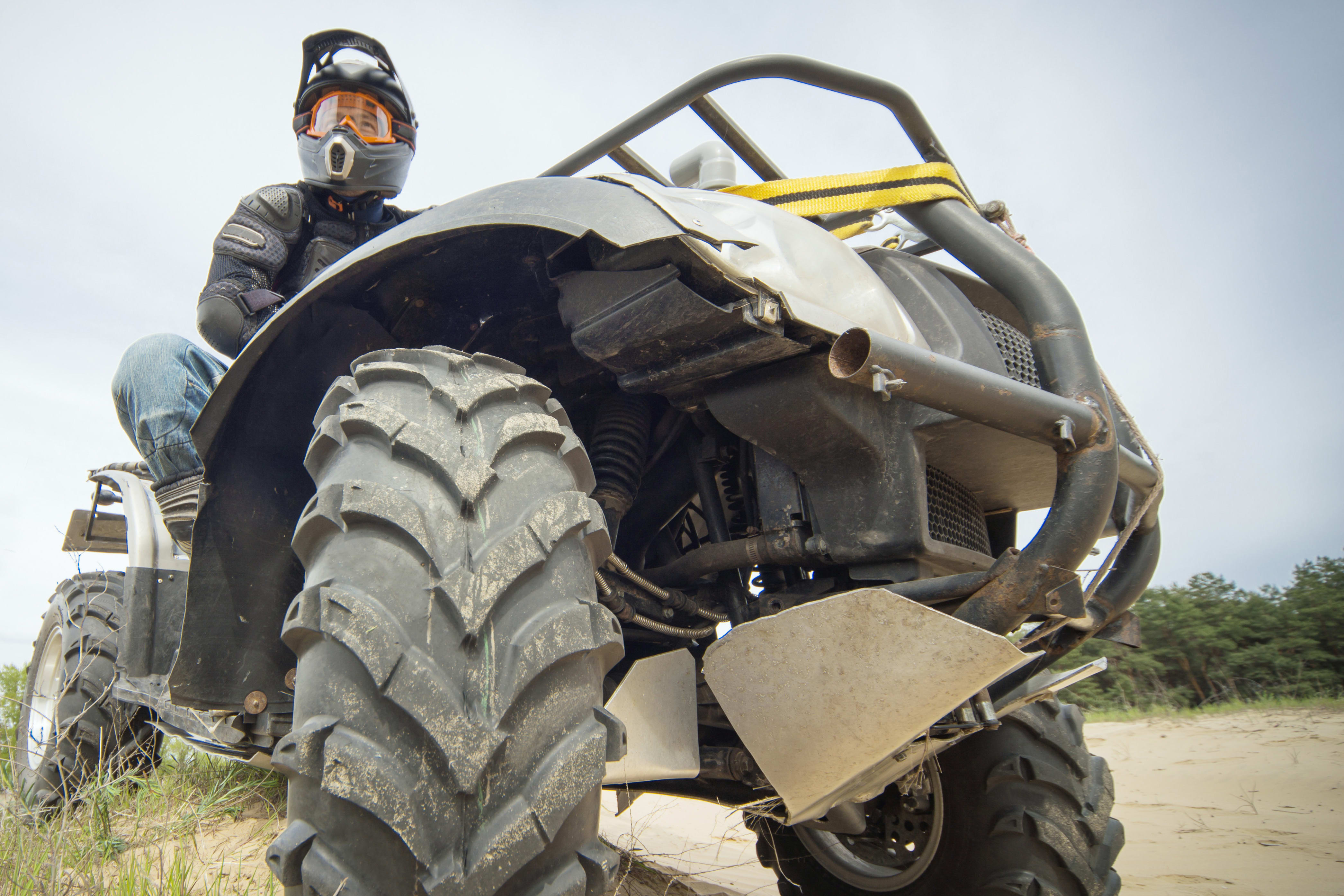 quad biking crop