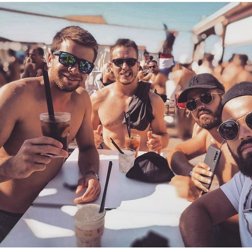 Joe's Beach Bar - Stag