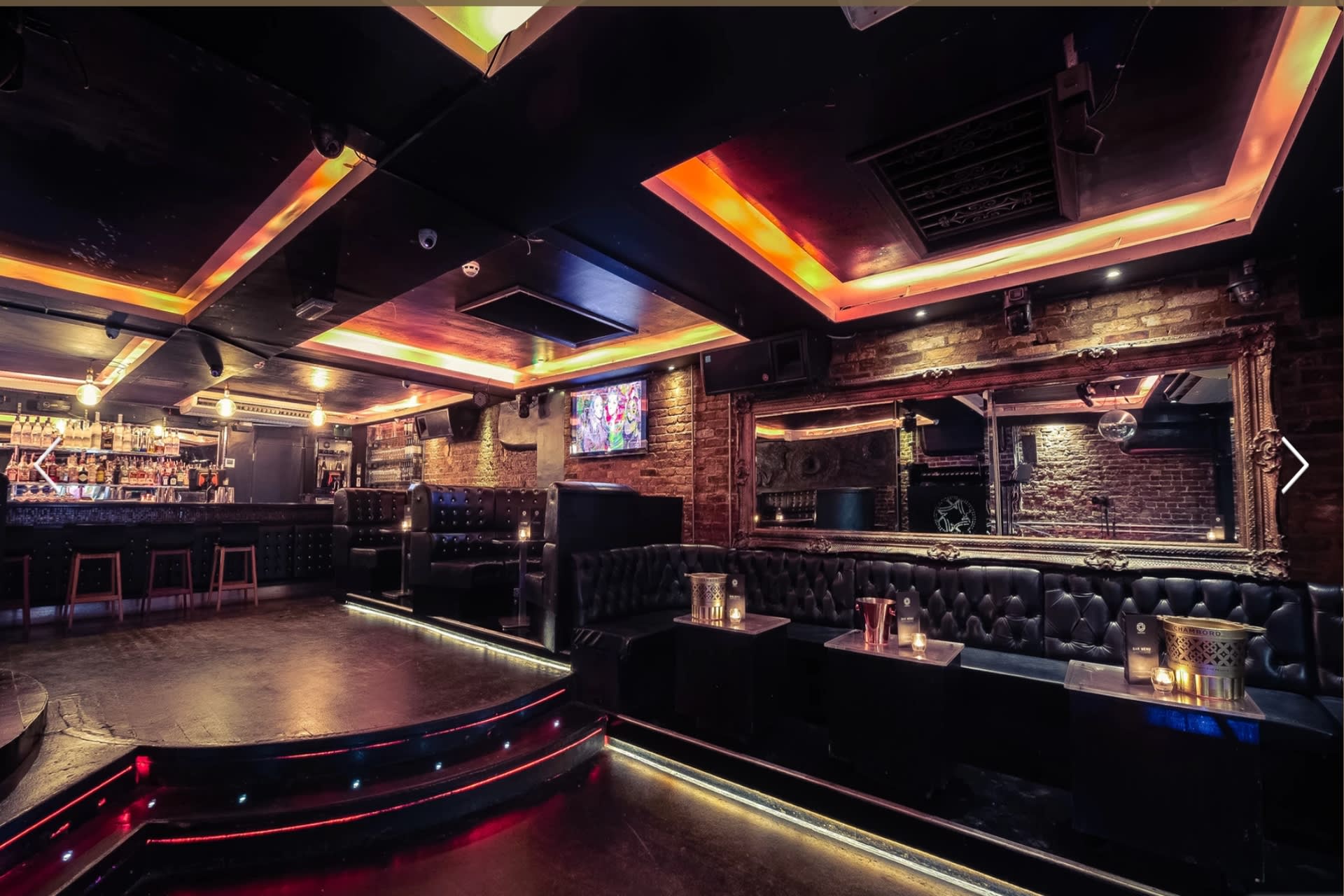 Zebrano Bar & Booth