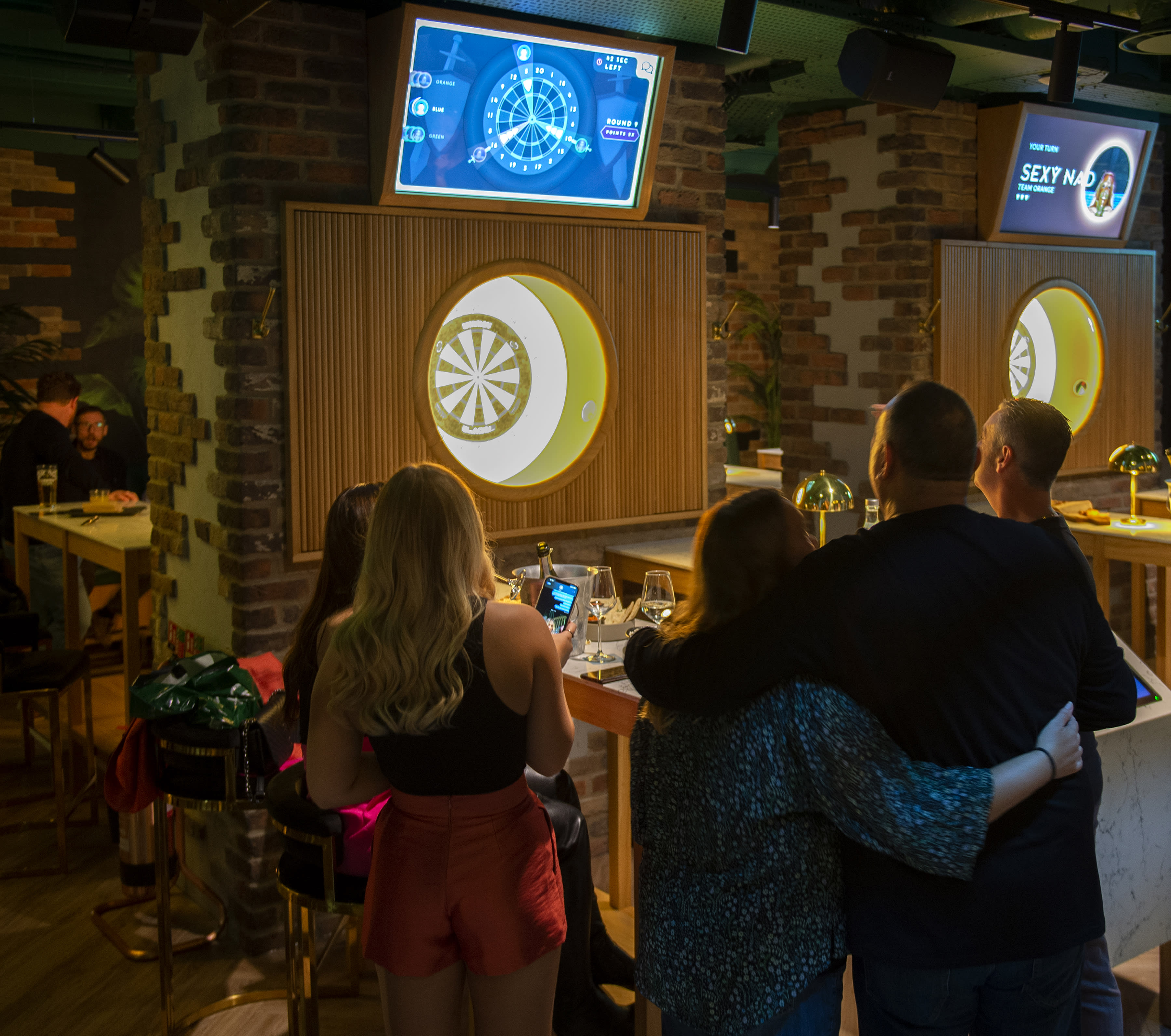 Oche - Playing 1