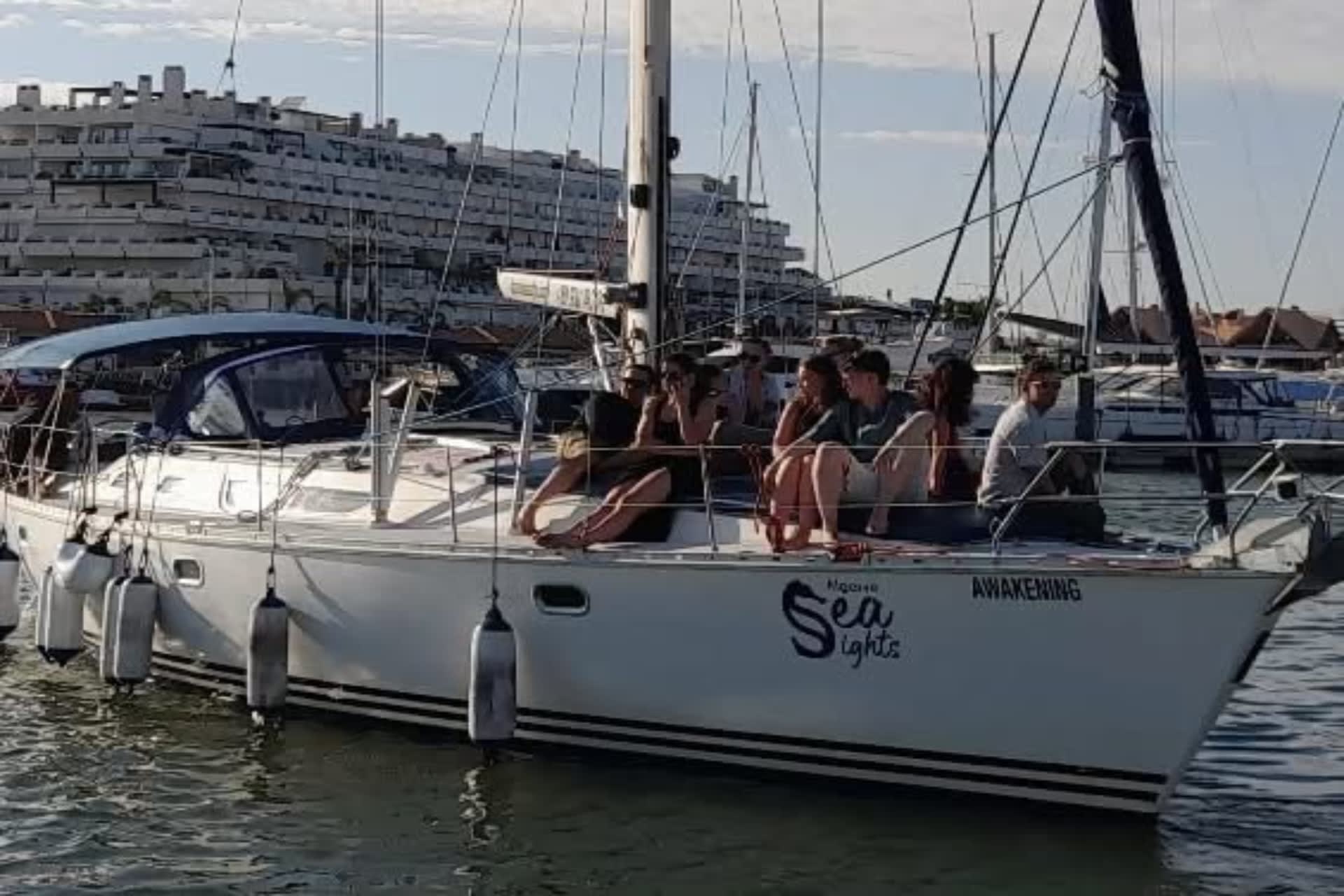 Small Sailing Yacht 1