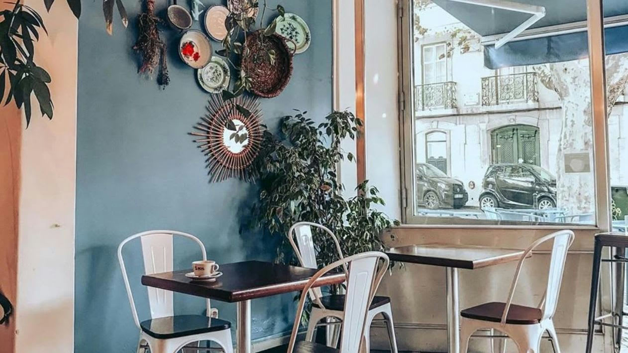Cafe Tease - 1