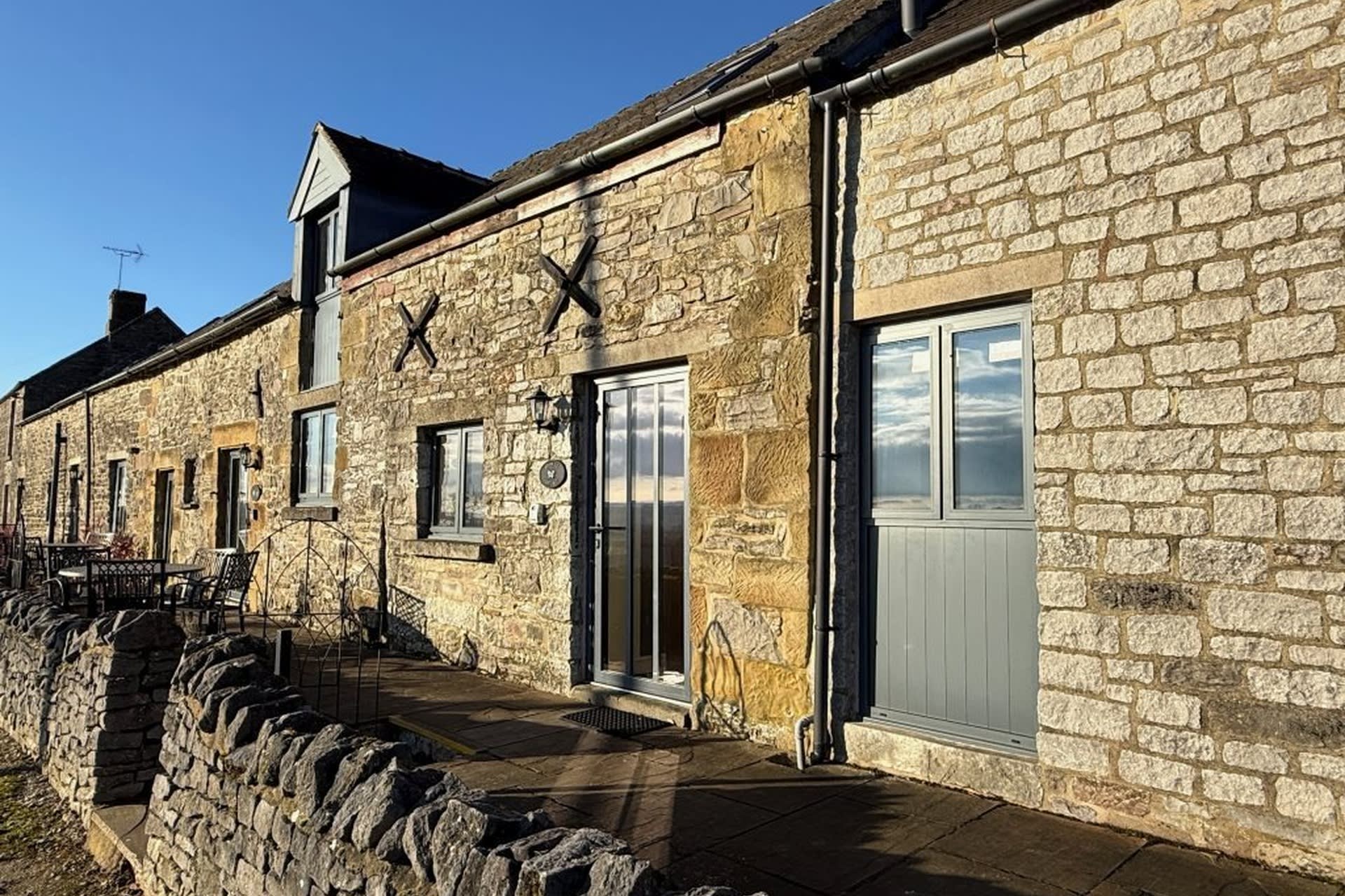 Clover Cottage - Outside