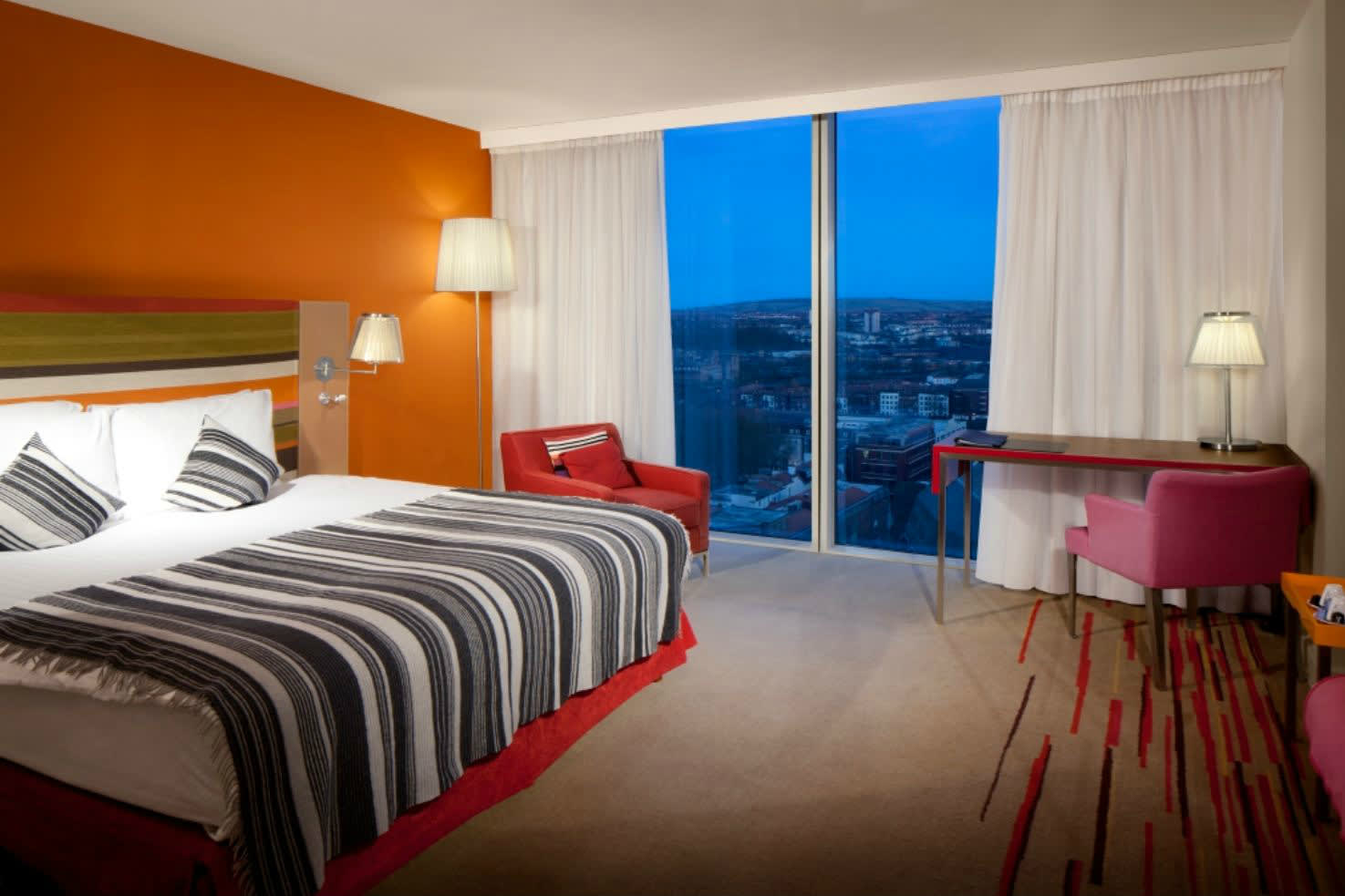 Radisson Blu Bristol - Bedroom