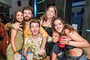 Split Private Guided Bar Crawl Hen Do Ideas